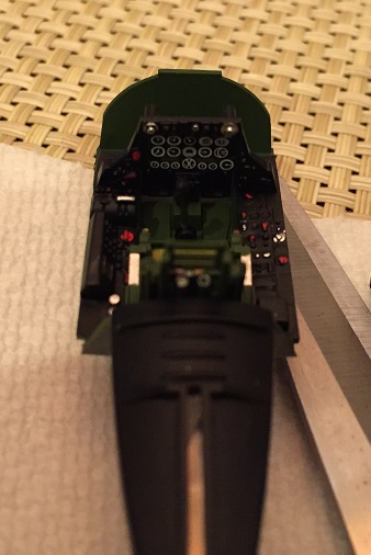 f84gcockpit3.jpg