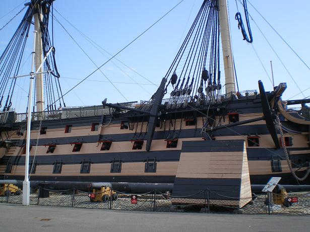 ships 858.jpg
